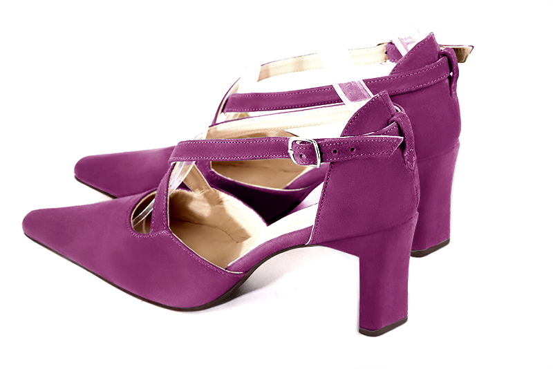 Mulberry purple women's open side shoes, with crossed straps. Tapered toe. High comma heels. Rear view - Florence KOOIJMAN